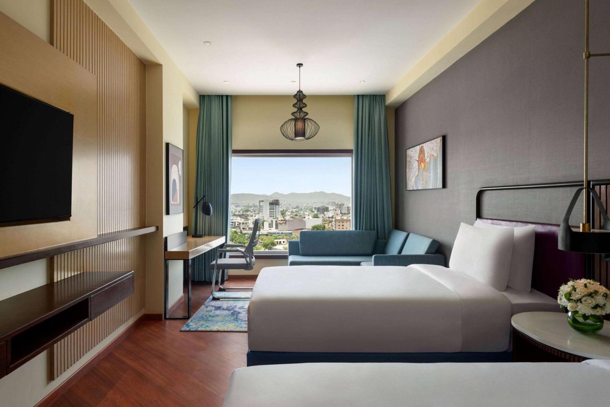 Ramada Encore By Wyndham Udaipur Roopnagar מראה חיצוני תמונה