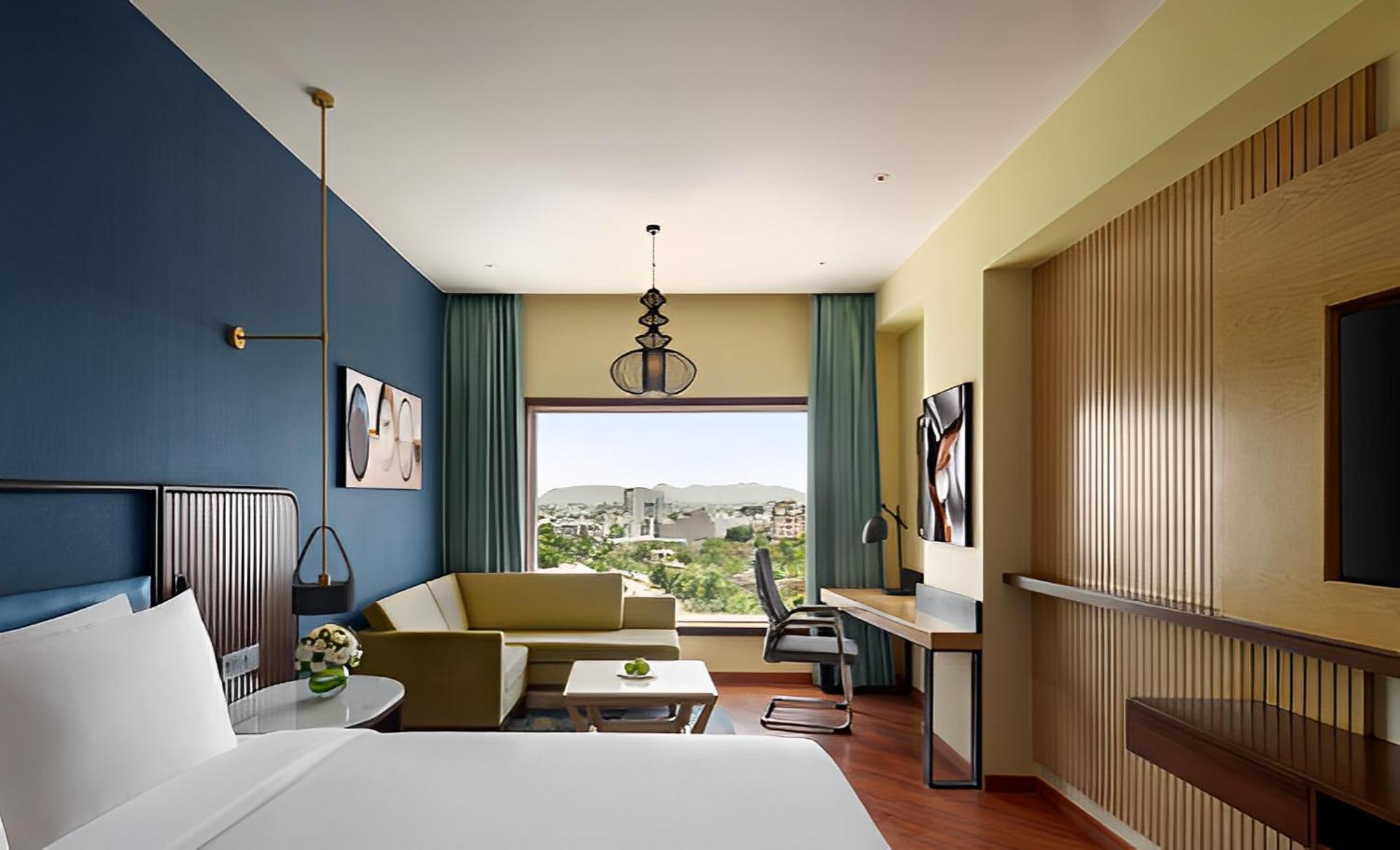 Ramada Encore By Wyndham Udaipur Roopnagar מראה חיצוני תמונה