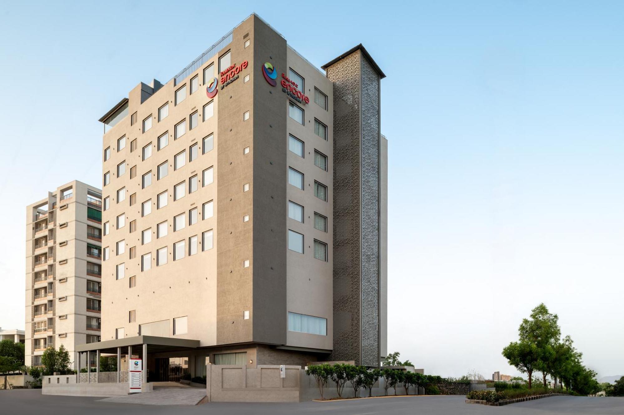 Ramada Encore By Wyndham Udaipur Roopnagar מראה חיצוני תמונה