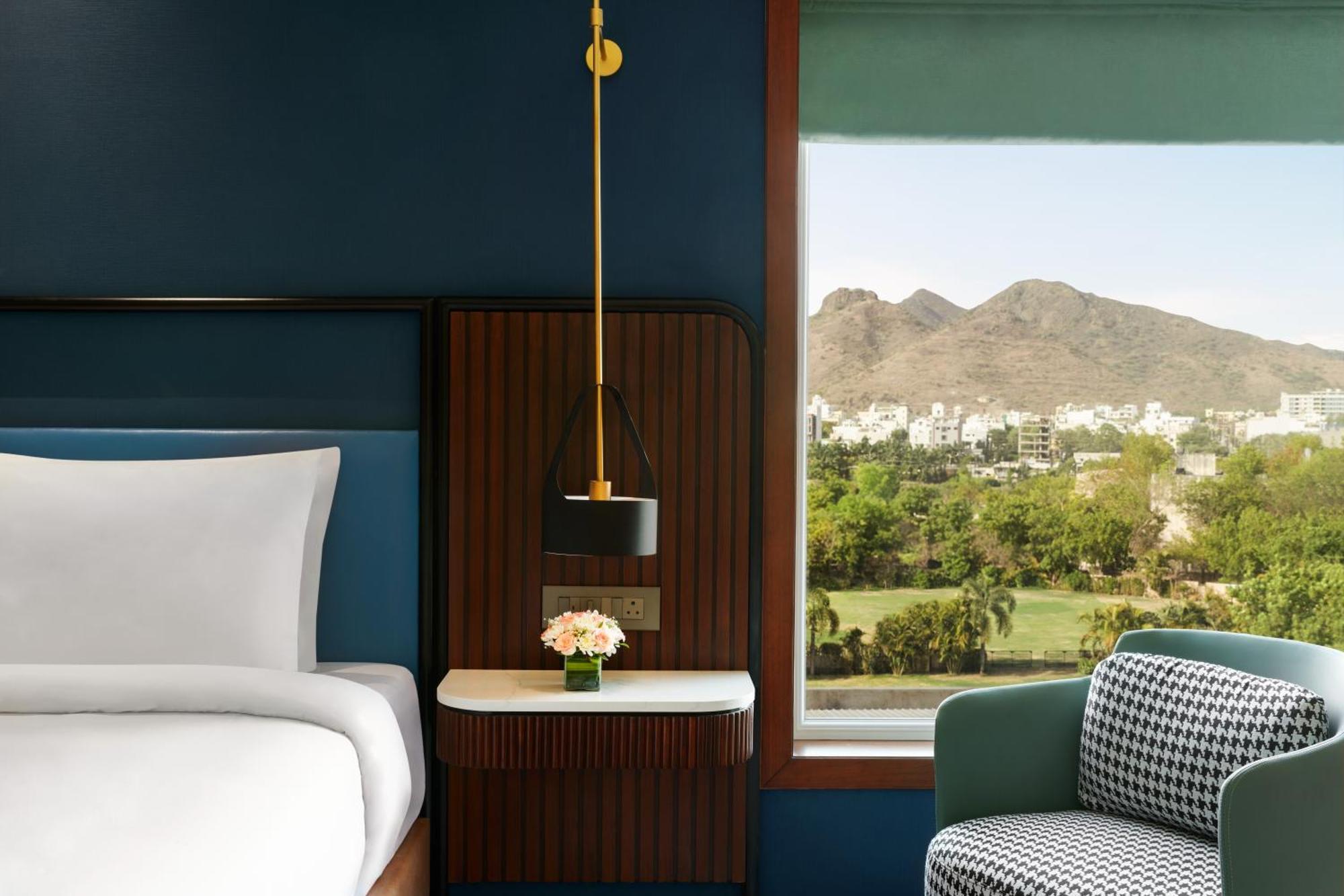 Ramada Encore By Wyndham Udaipur Roopnagar מראה חיצוני תמונה
